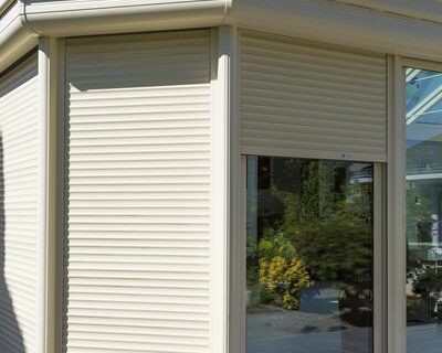 volet roulant pour véranda extérieure beige