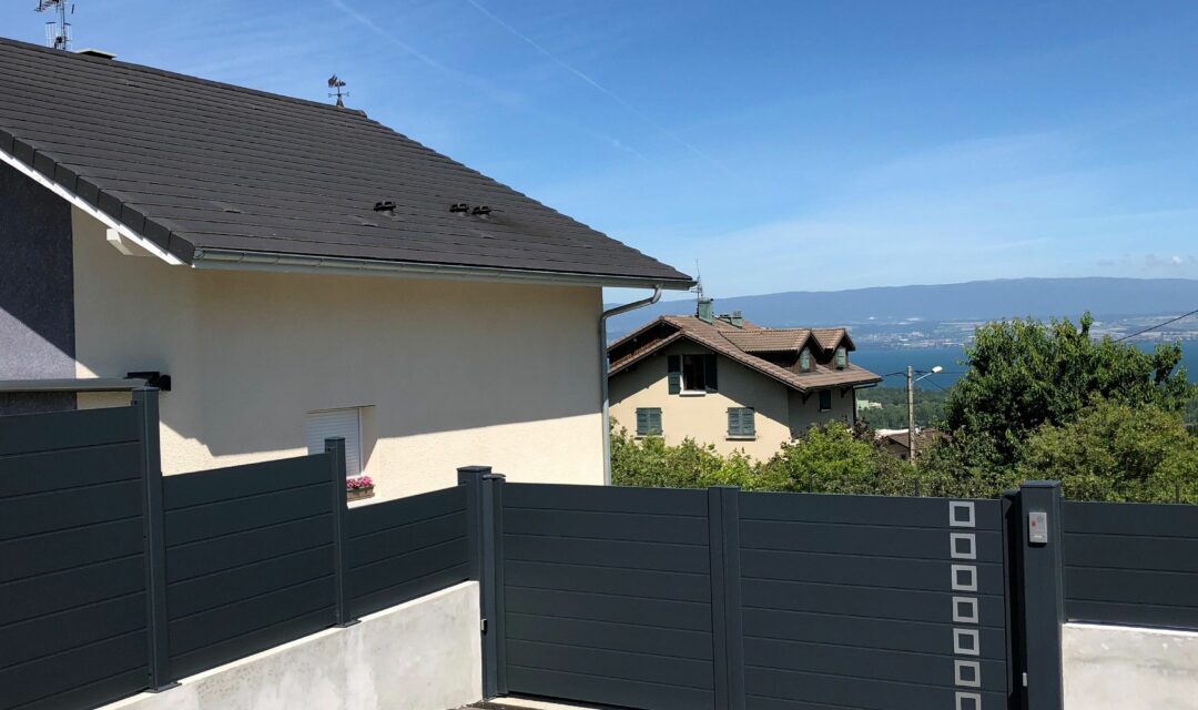 realisation-lef-anthy-sur-leman-portail-battant-motorise-alu-1490x1180