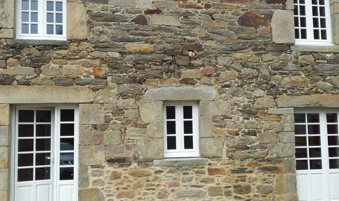 realisation-lef-ploubalay-fenetre-bois-1-1490x1180