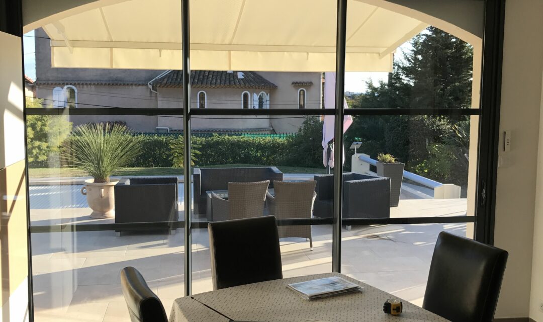 realisation-lef-villeneuve-loubet-fenetre-baie-vitree-alu-1-1490x1180