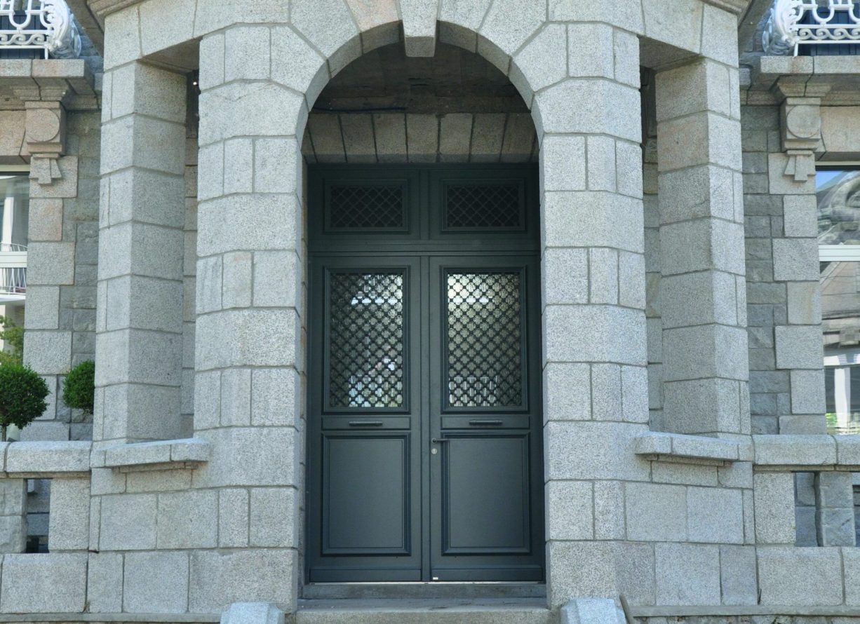 installateur portes d'entrée