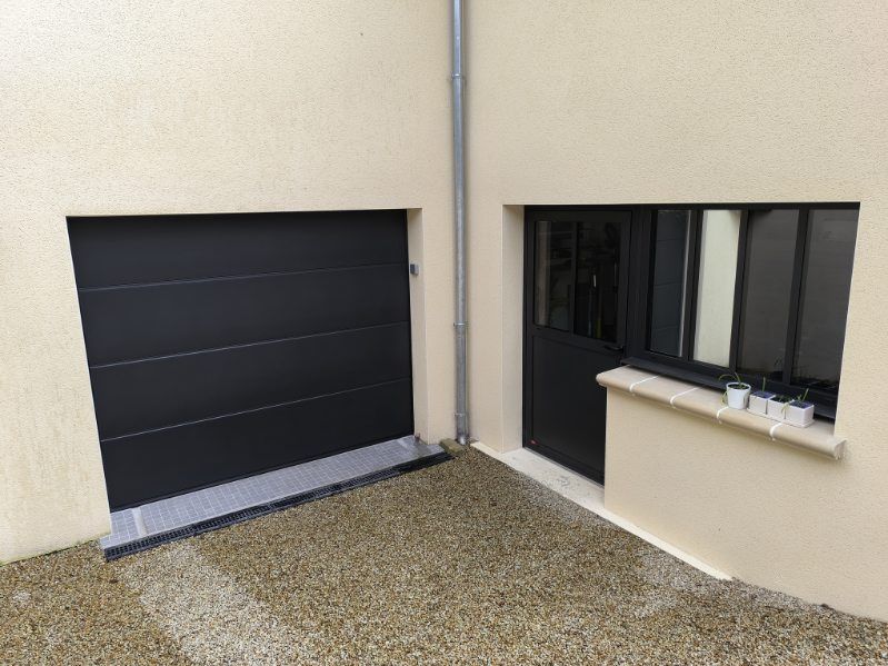 drd-menuiserie-porte-et-fenêtre-alu-bouvet-porte-de-garage-hormann